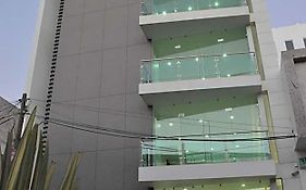 Amd Hotel